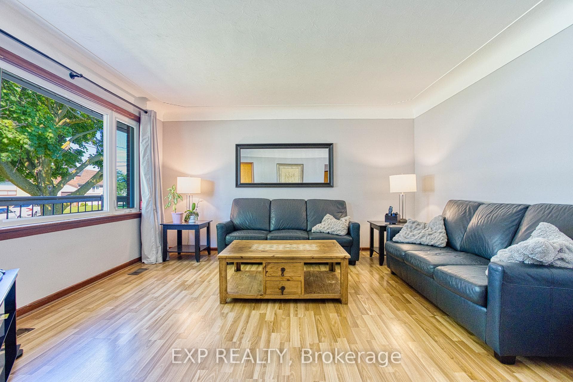 300 Christina Avenue photo 10