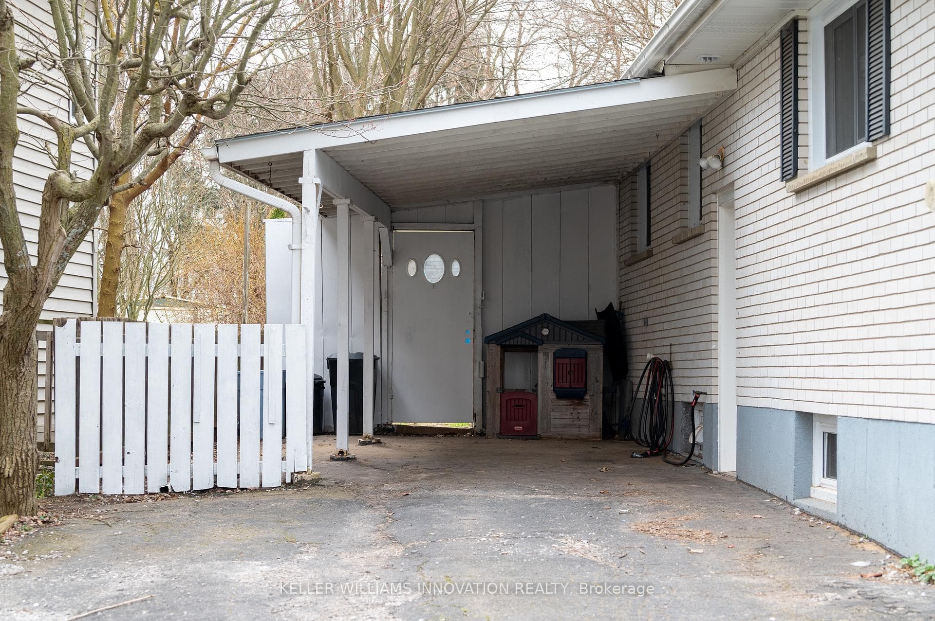 76 Parker Drive photo 10