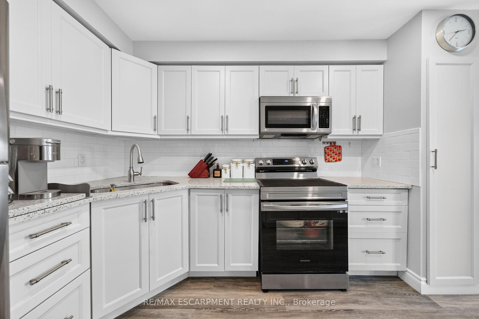 860 Rymal Road Unit 27 photo 25