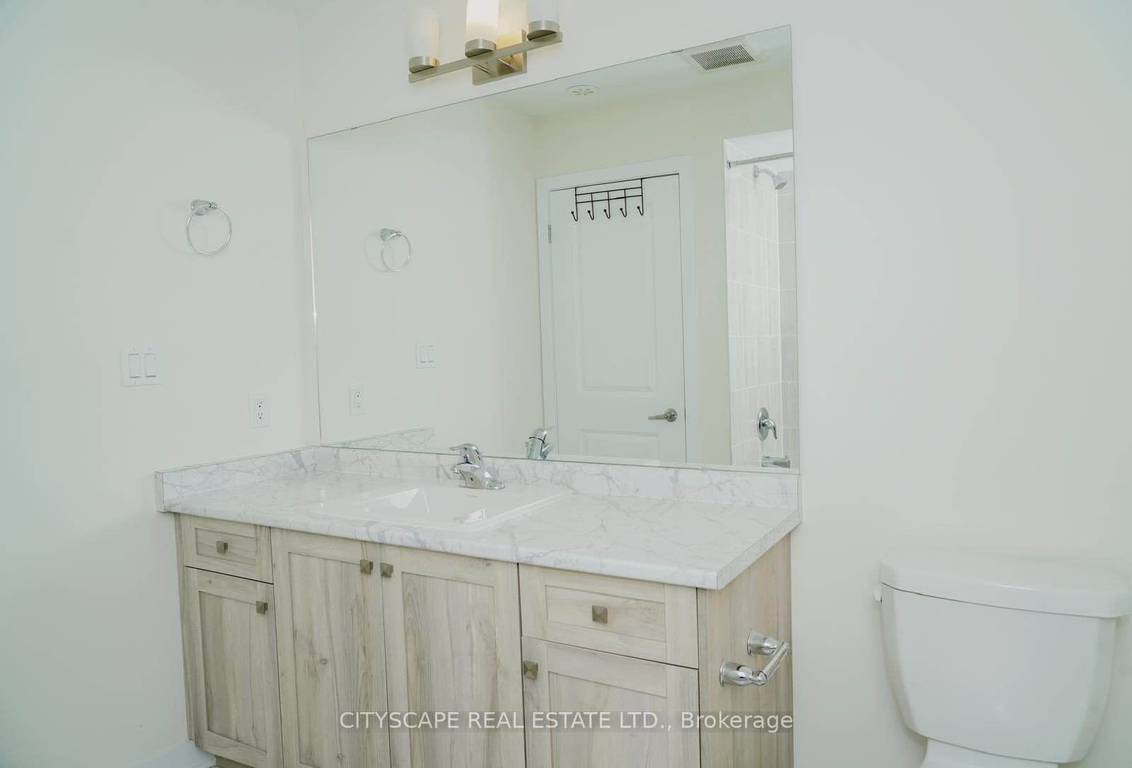 19 Lively Way photo 9