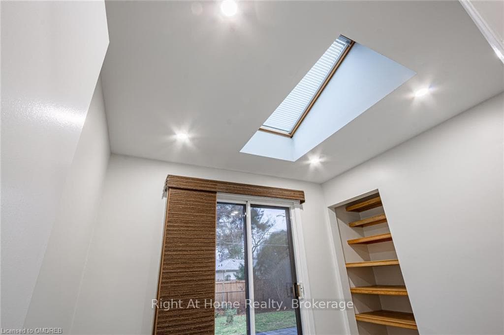 229 SIMON Drive photo 28