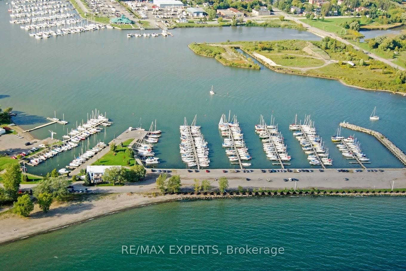 The Whitby Yacht Club