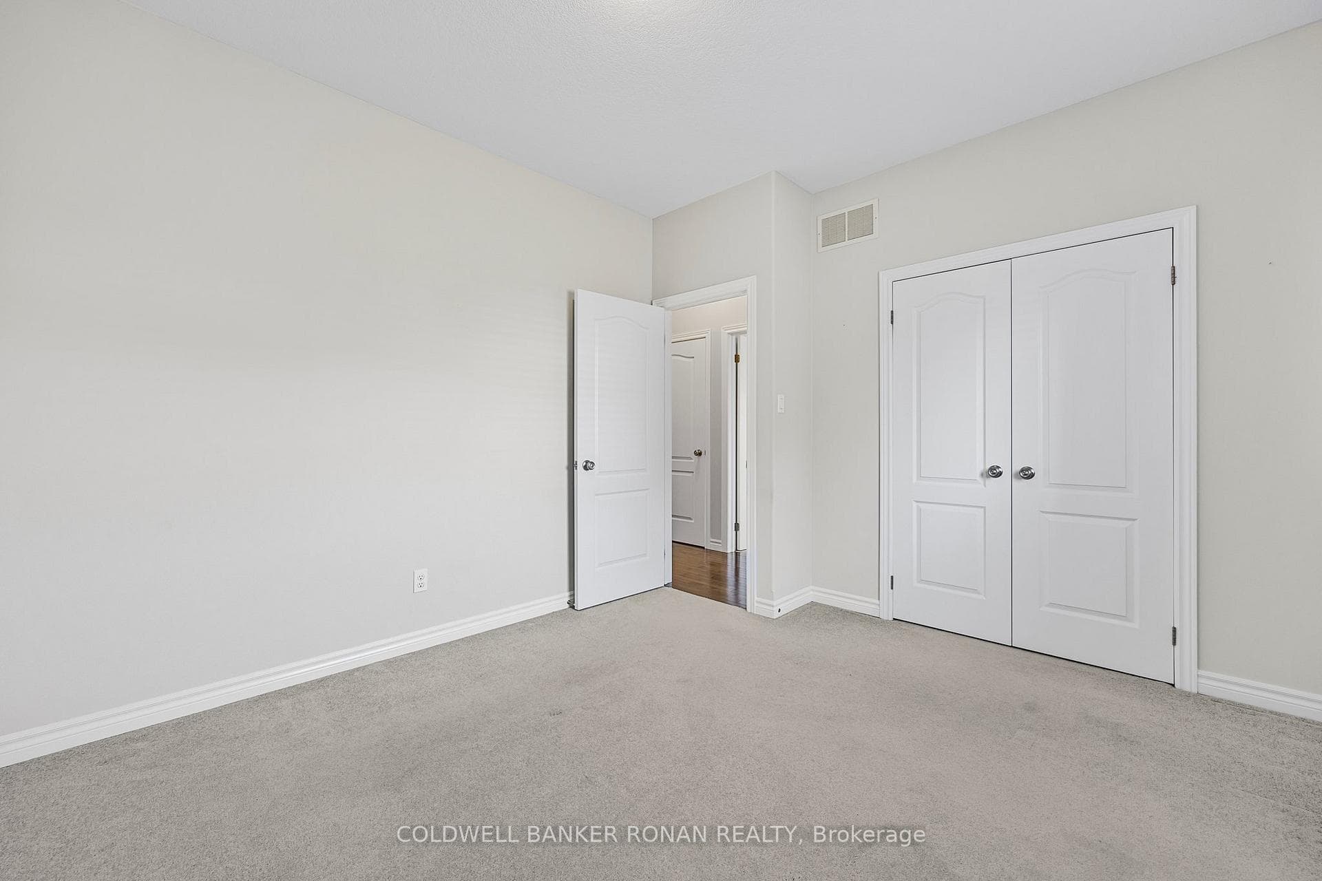 135 Gray Avenue photo 17