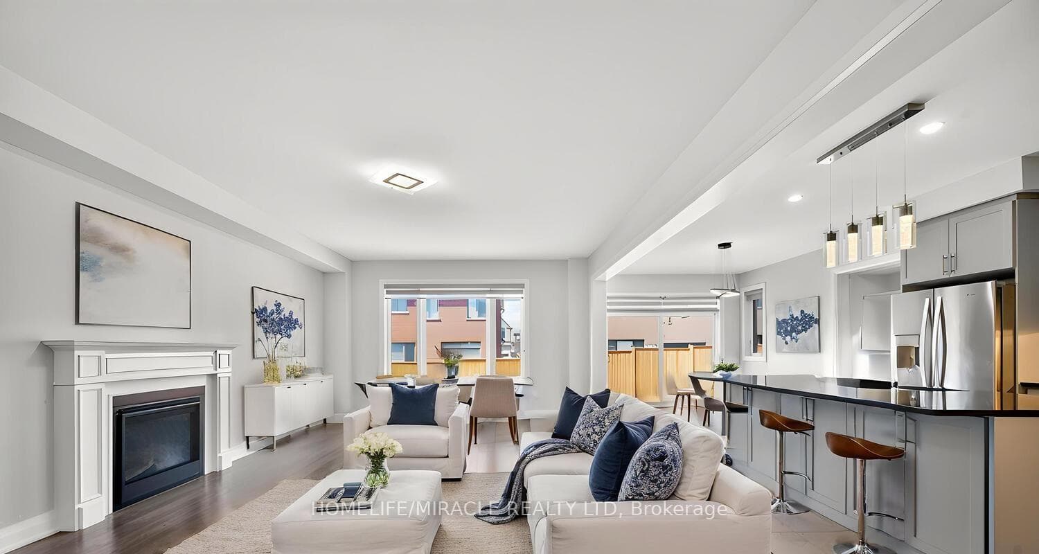 1032 Edinburgh Drive photo 11
