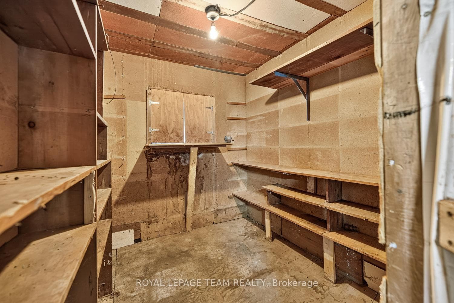 376 Hyde Street photo 33