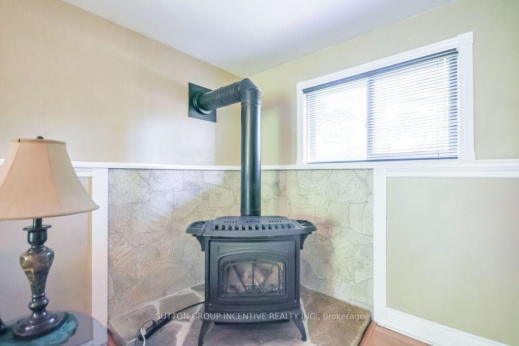 10 Palling Lane photo 40