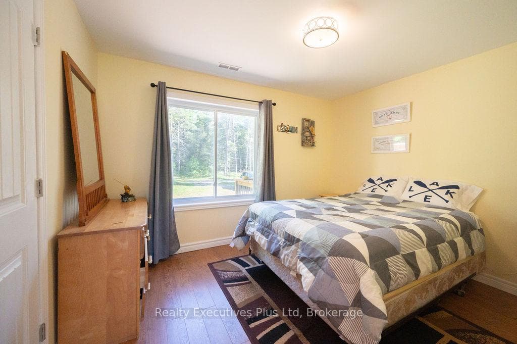 387 BRENNAN'S Road photo 44