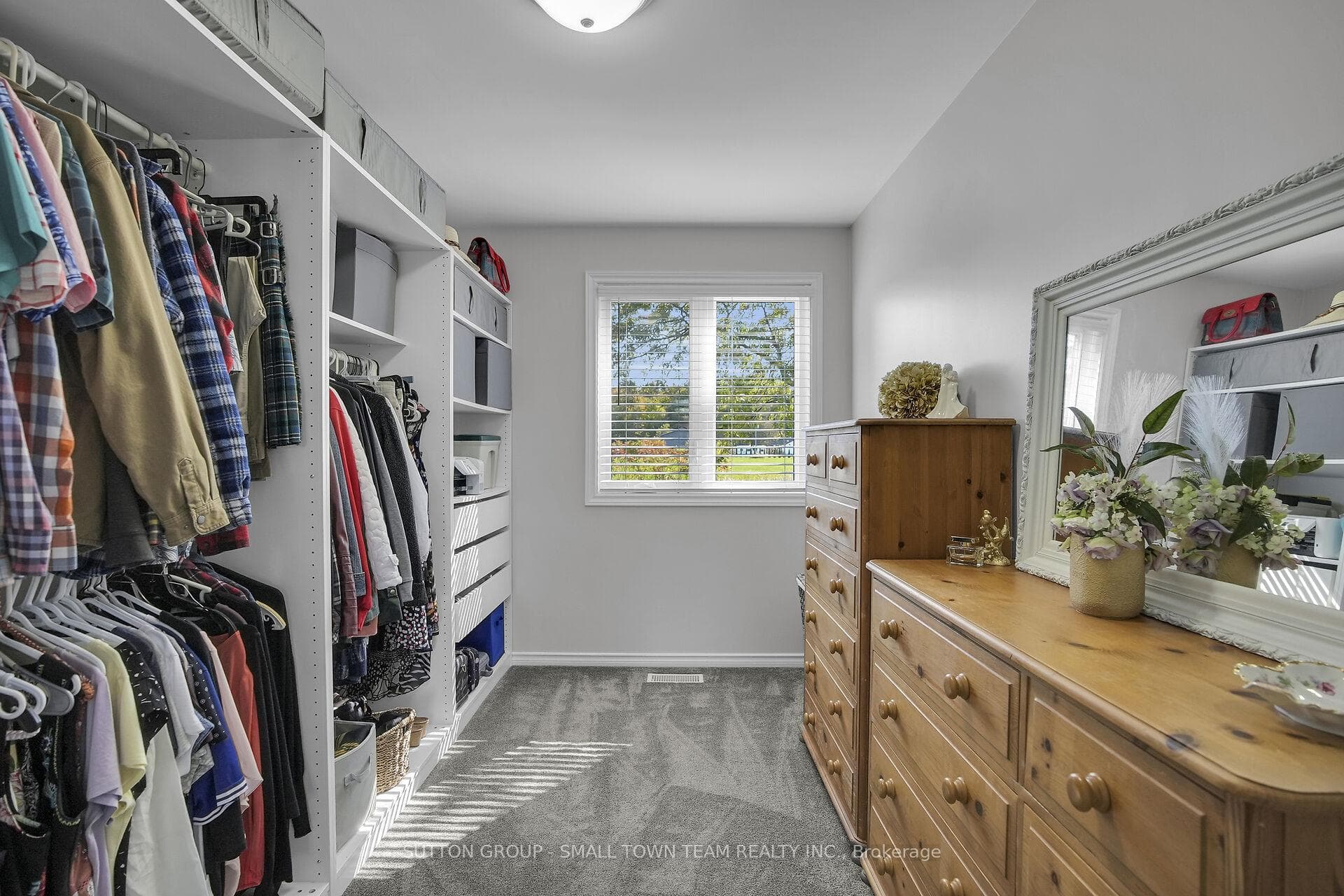 Primary Bedroom Closet