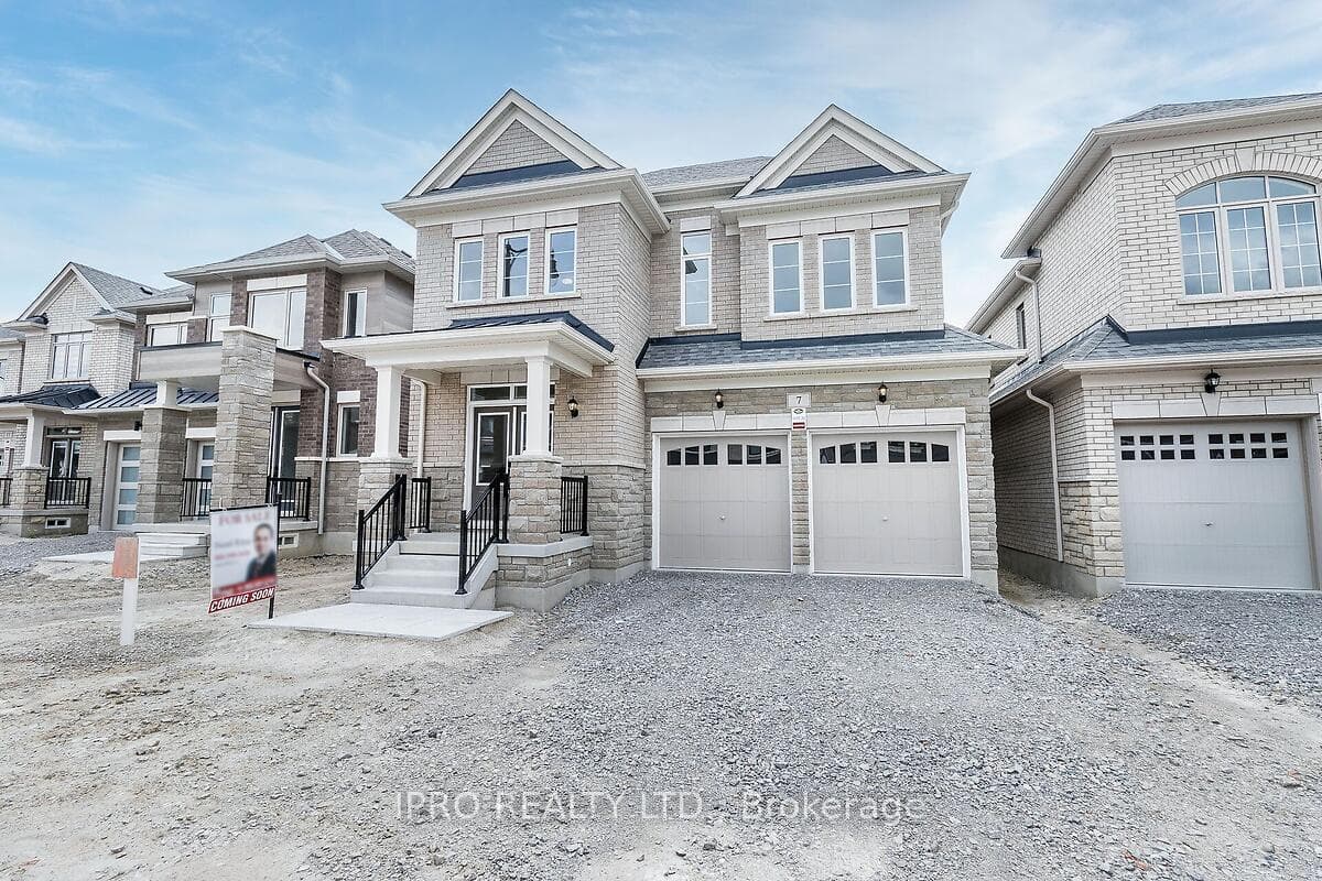 7 Dolomite Drive photo 1
