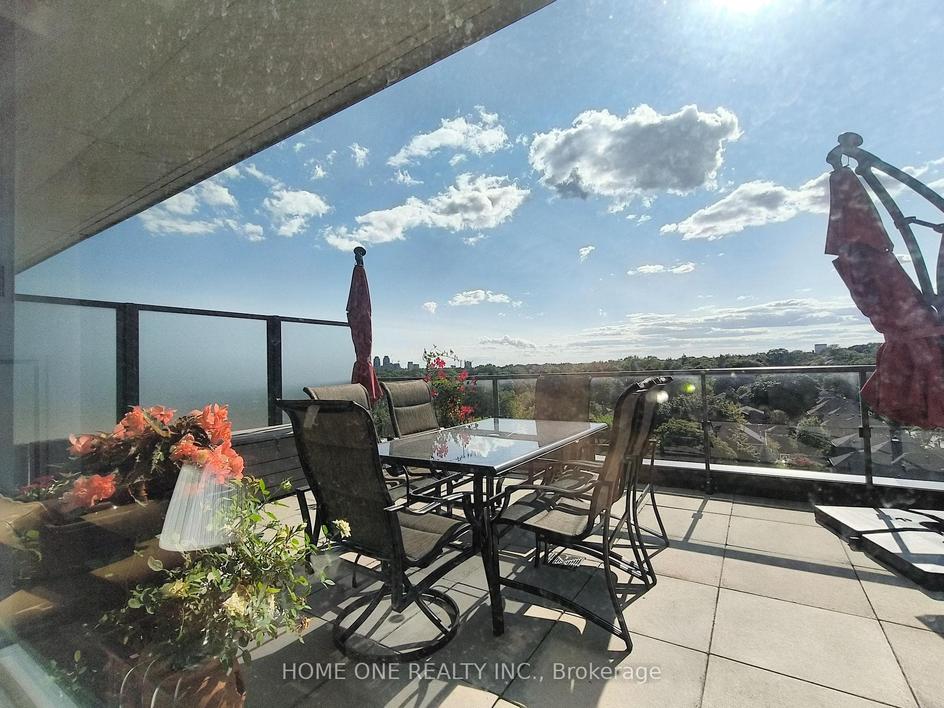60 Berwick Avenue Unit 907 photo 6