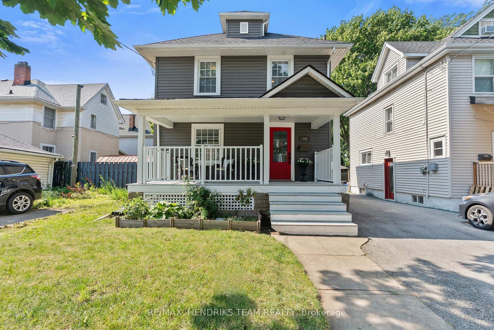 69 Chaplin Avenue photo 2