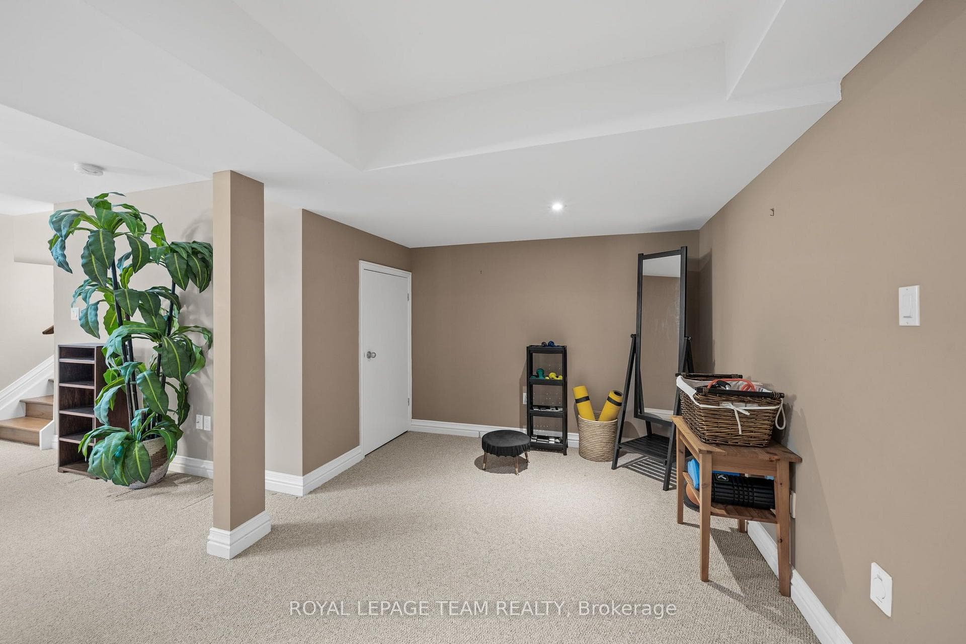 22 Honey Gables Drive photo 37