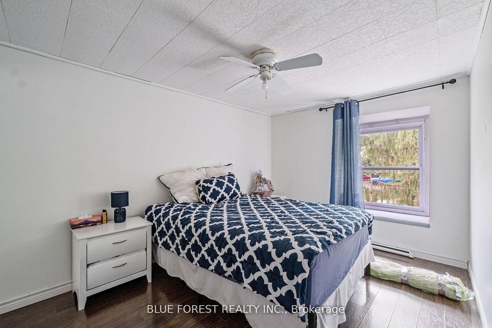992 Eagle Court photo 5