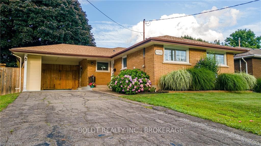 3640 ARLINGTON Avenue photo 1