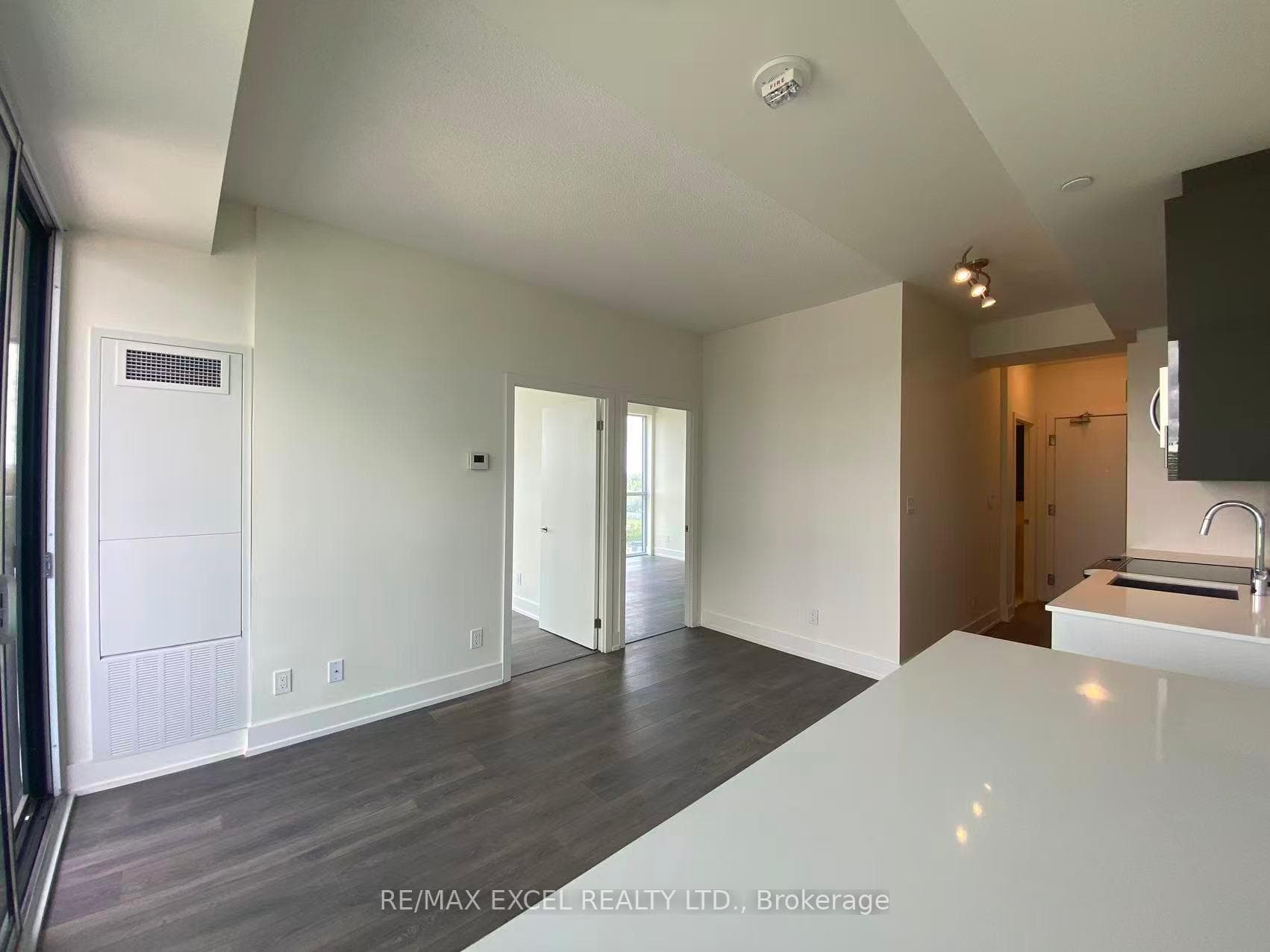 180 Fairview Mall Drive Unit 1006 photo 16