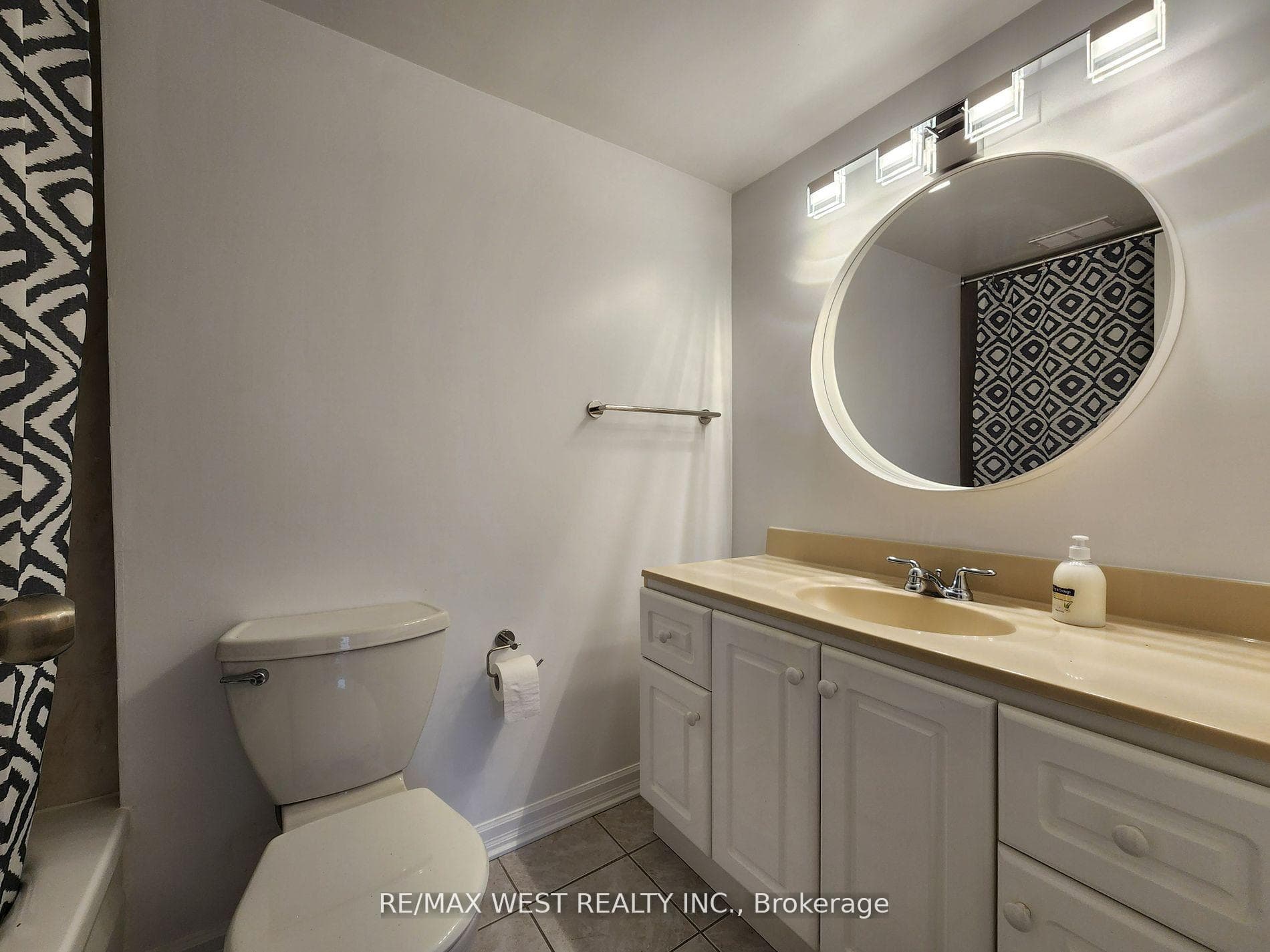 10 Edgecliff Golfway Unit 1006 photo 20
