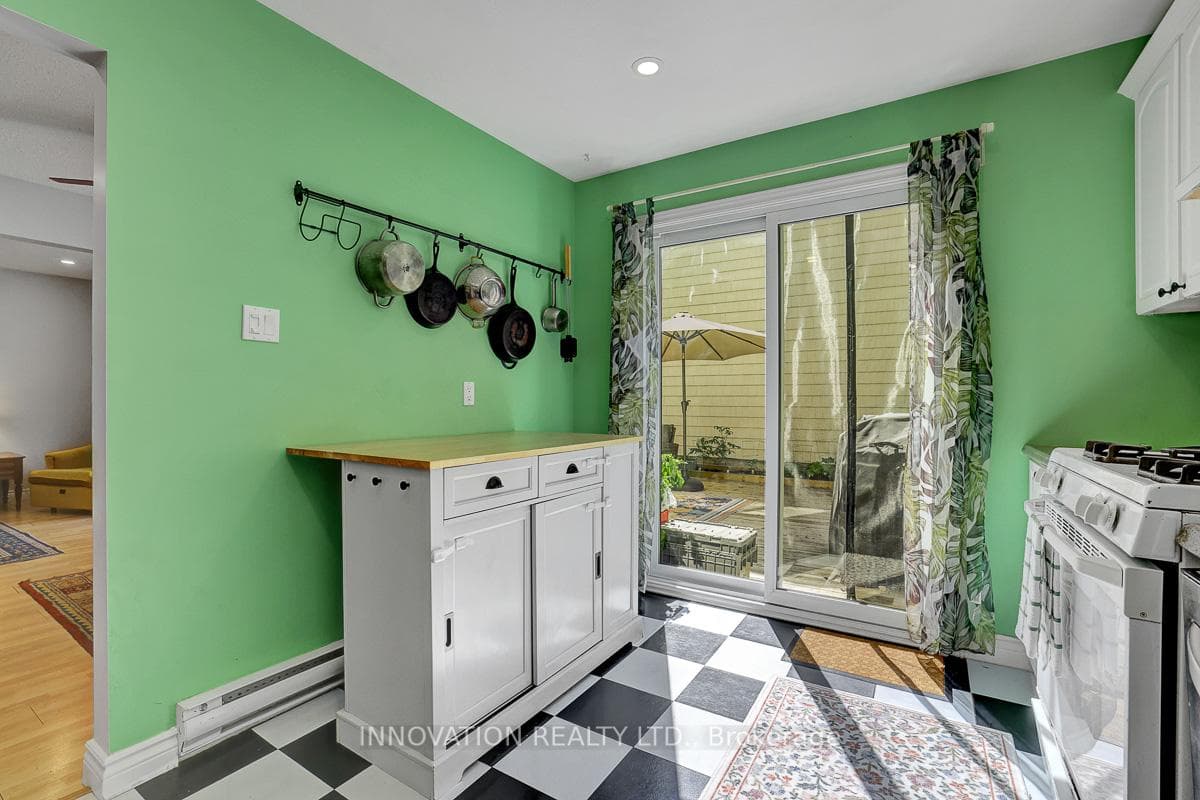 Everyday functionality with walkout to deck