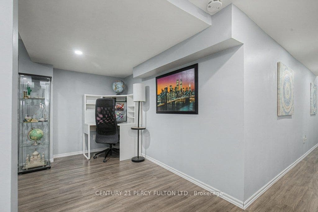 78 Brock Avenue photo 41
