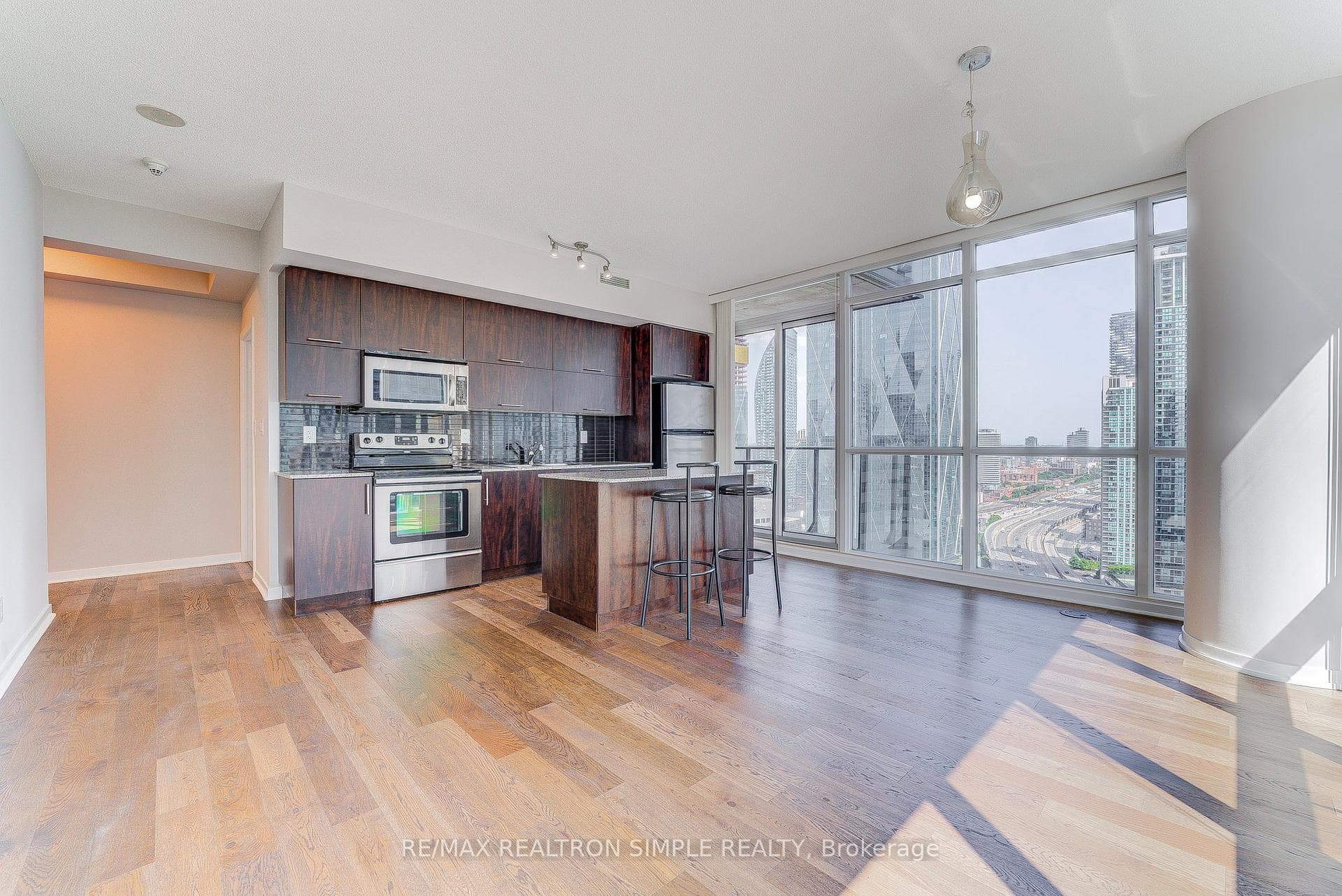 55 Bremner Boulevard Unit 2607 photo 5