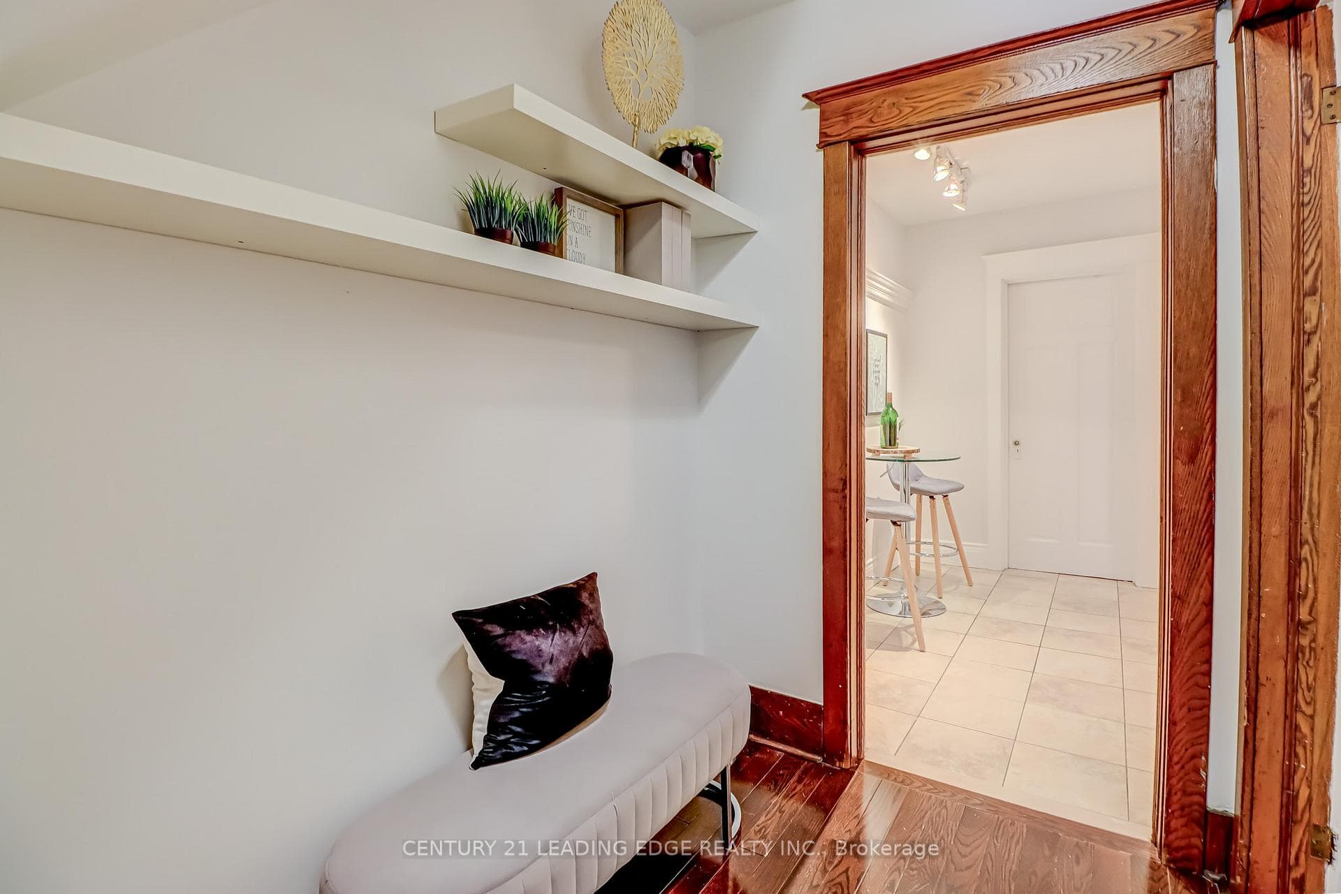 267 Glebeholme Boulevard photo 28