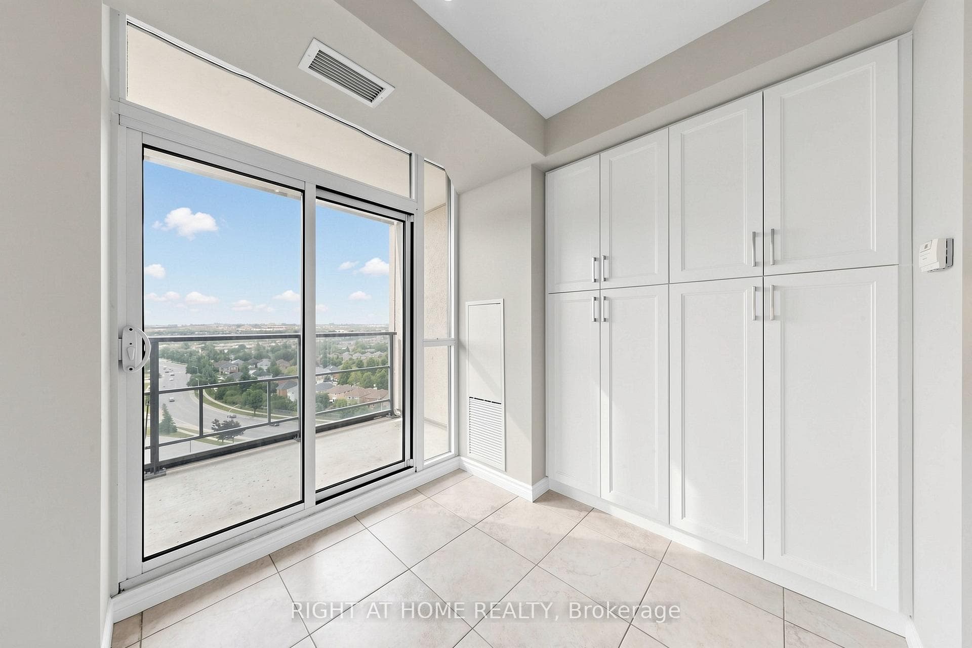 88 Promenade Circle Unit 1505 photo 12