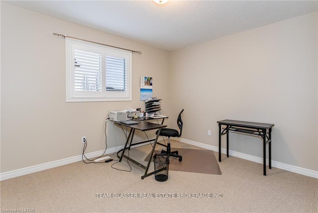 670 NORTH LEAKSDALE Circle photo 27