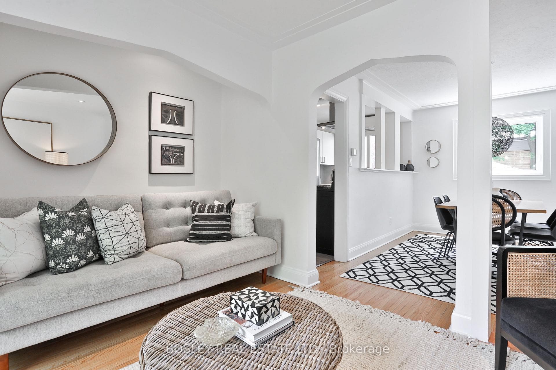 53 Woodside Avenue photo 7