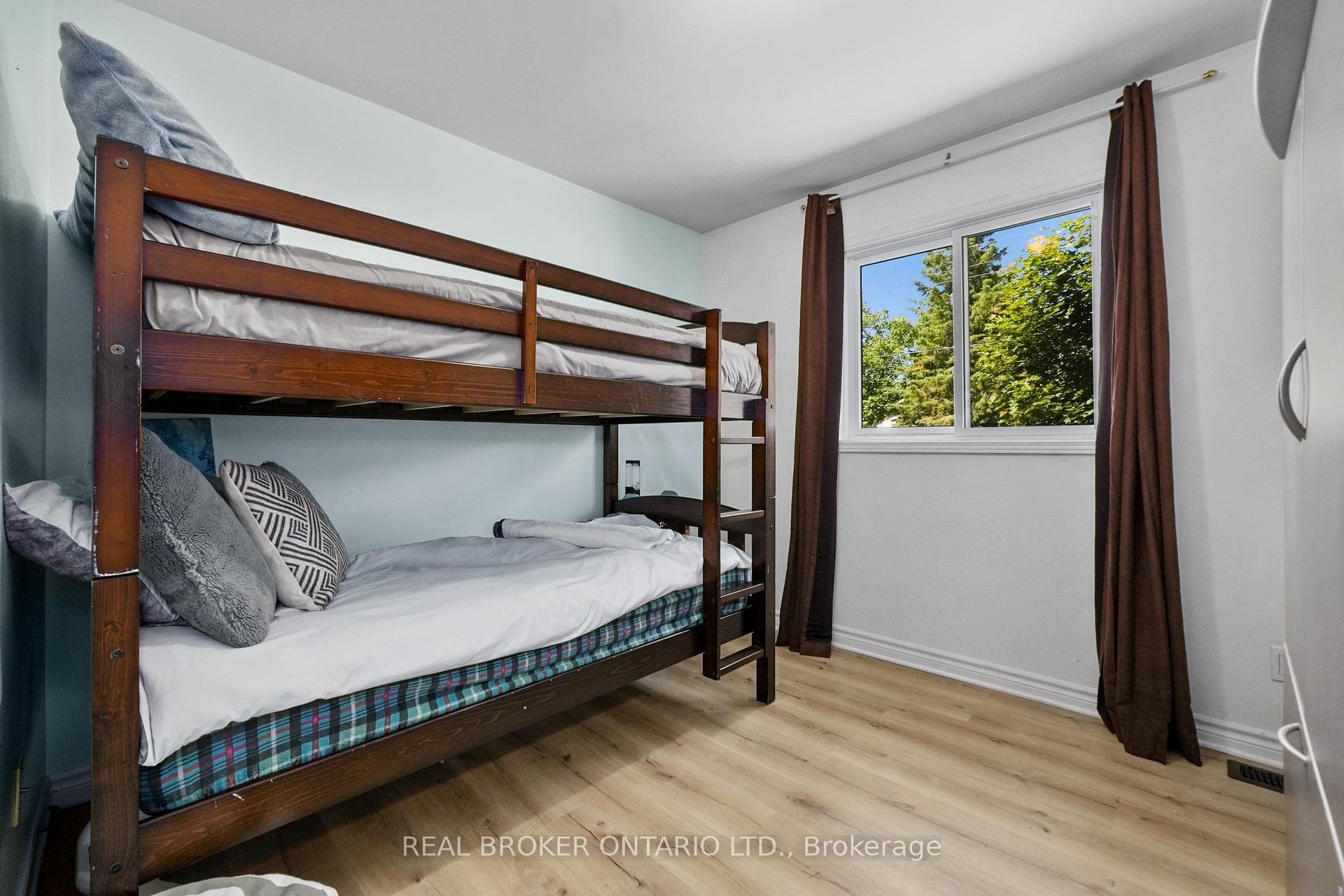 22 William Street photo 18