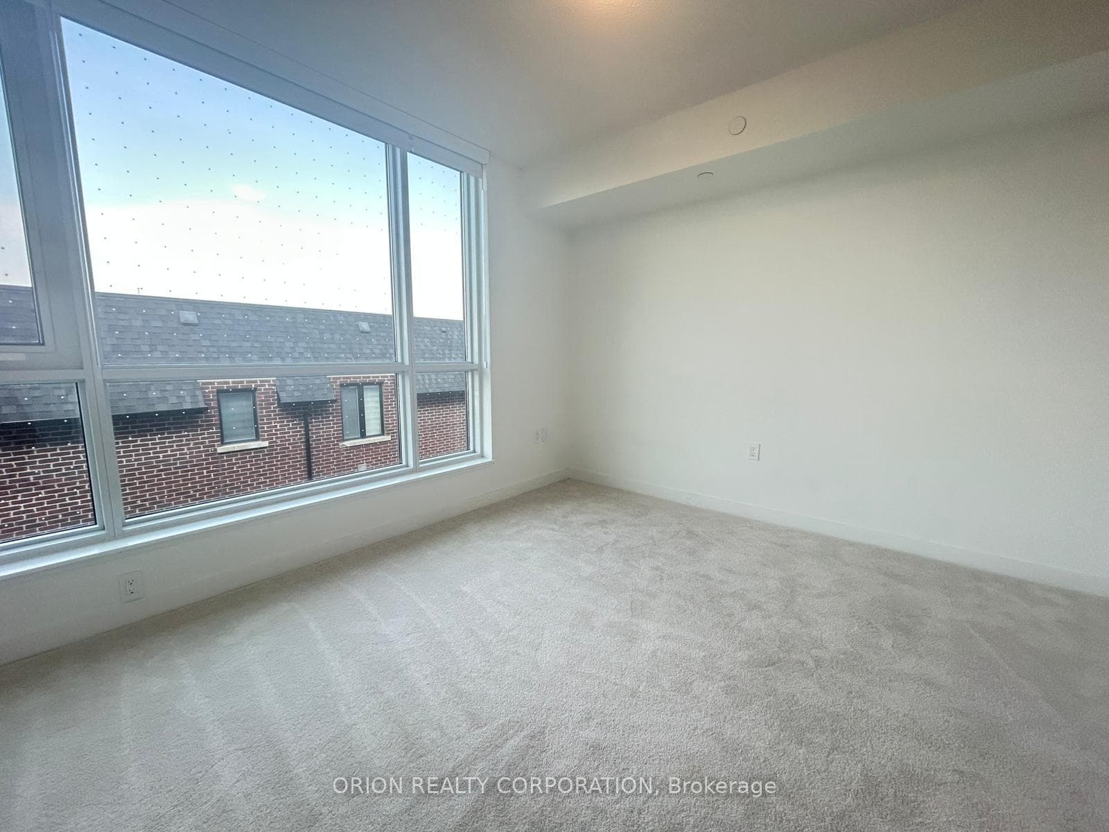 556 Marlee Avenue Unit 329 photo 19