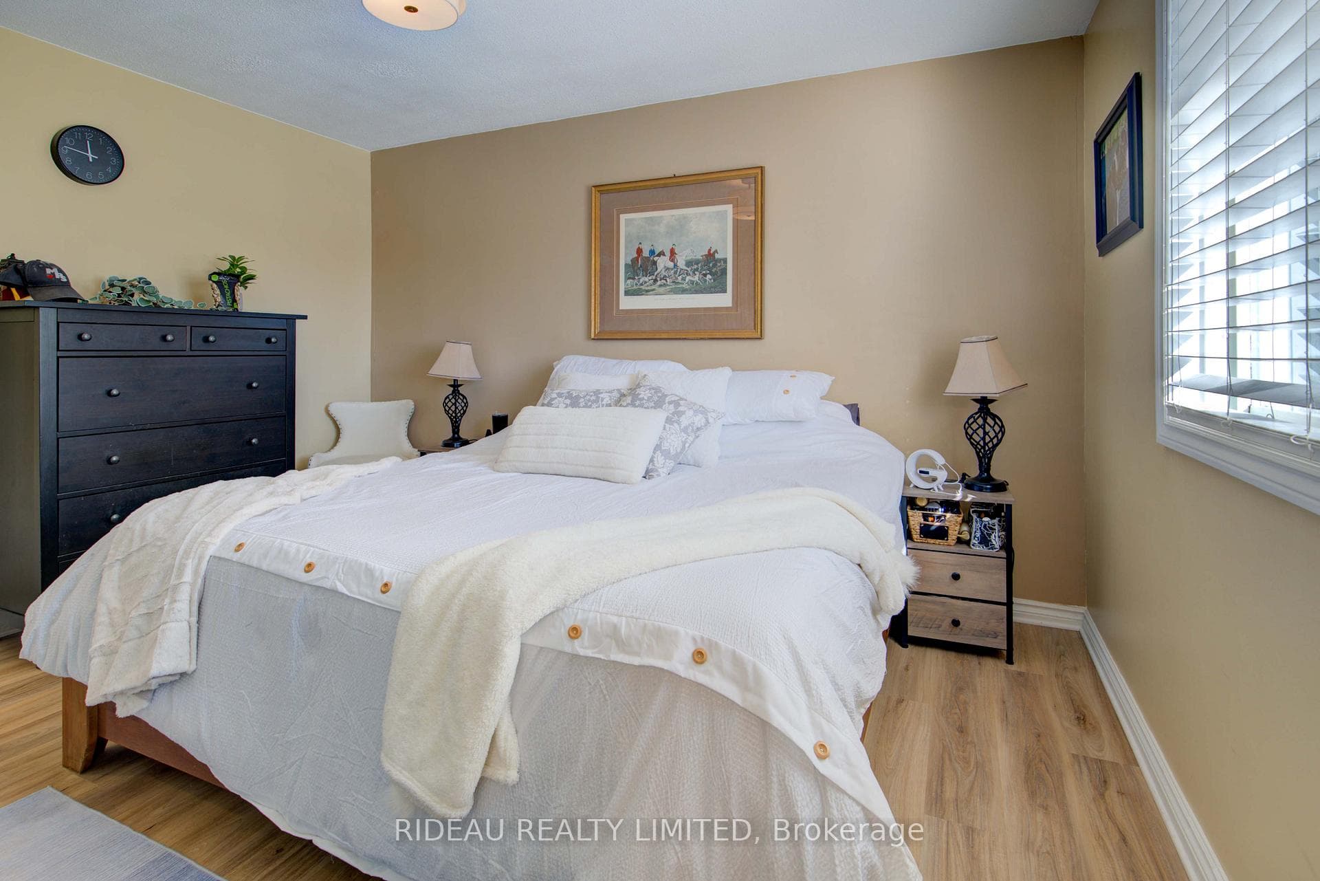 33 Sunset Drive photo 13
