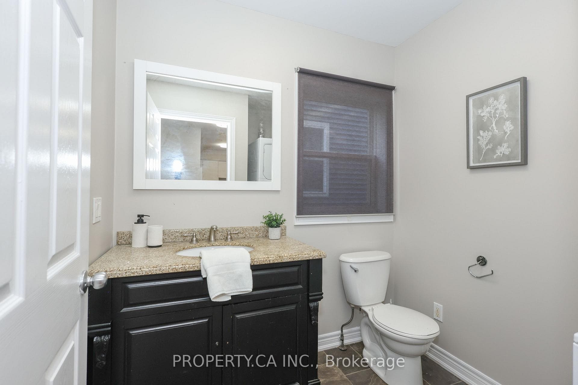 605 First Avenue photo 8