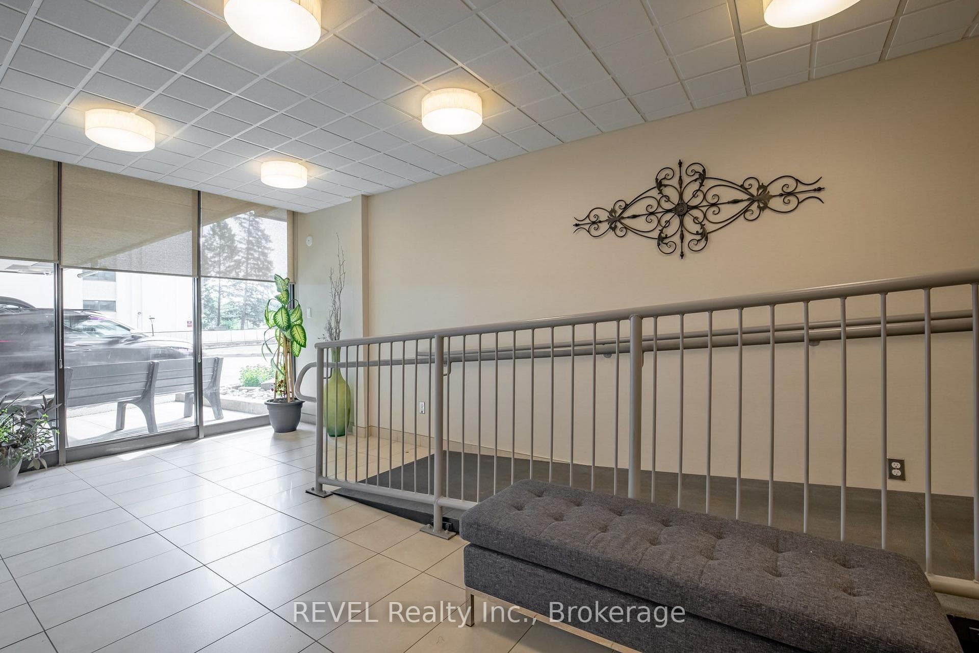 215 Glenridge Avenue Unit 809 photo 4