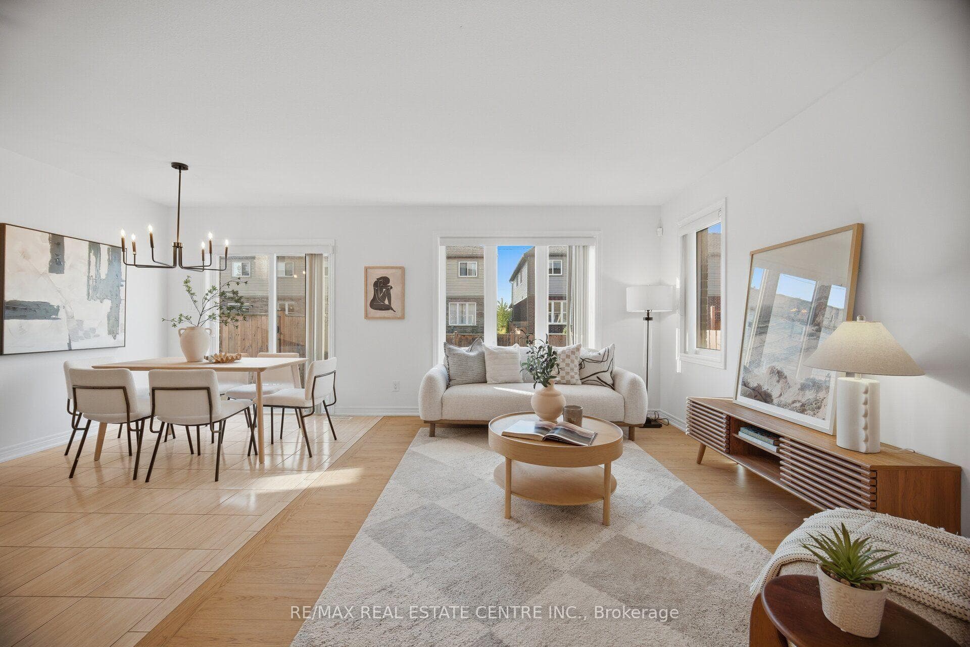 206 HERON Street photo 9