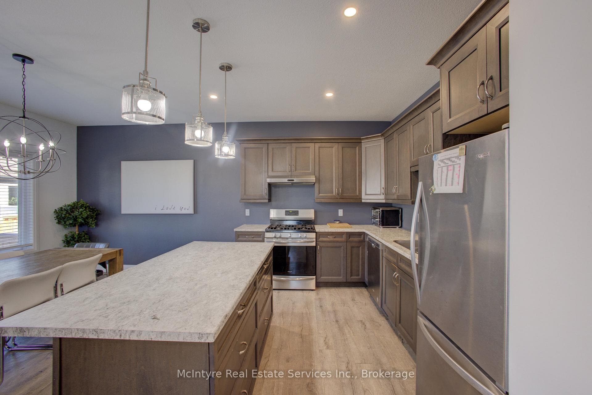 274 Mccourt Place photo 20