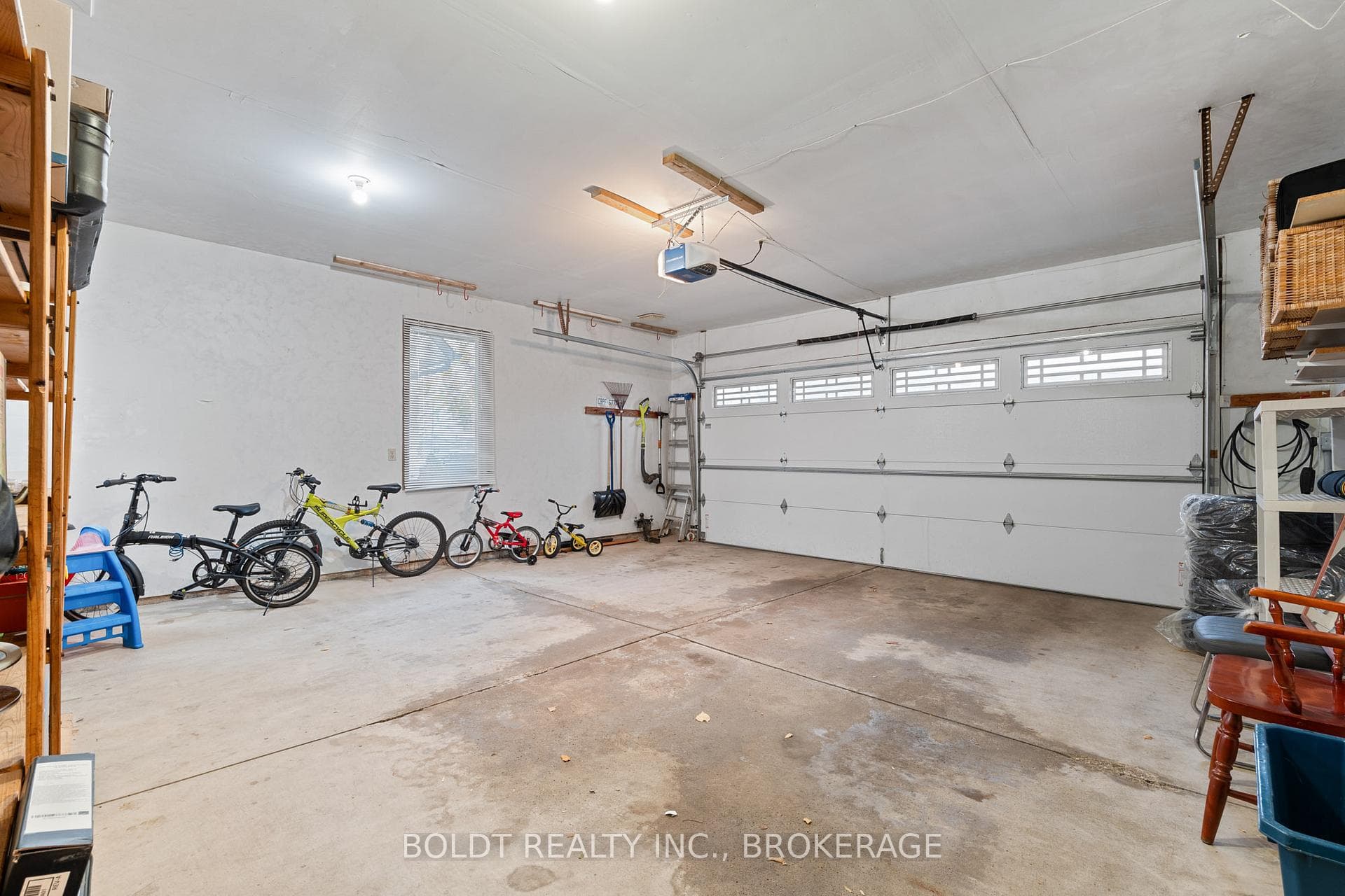8670 Regan Drive Unit Upper photo 18