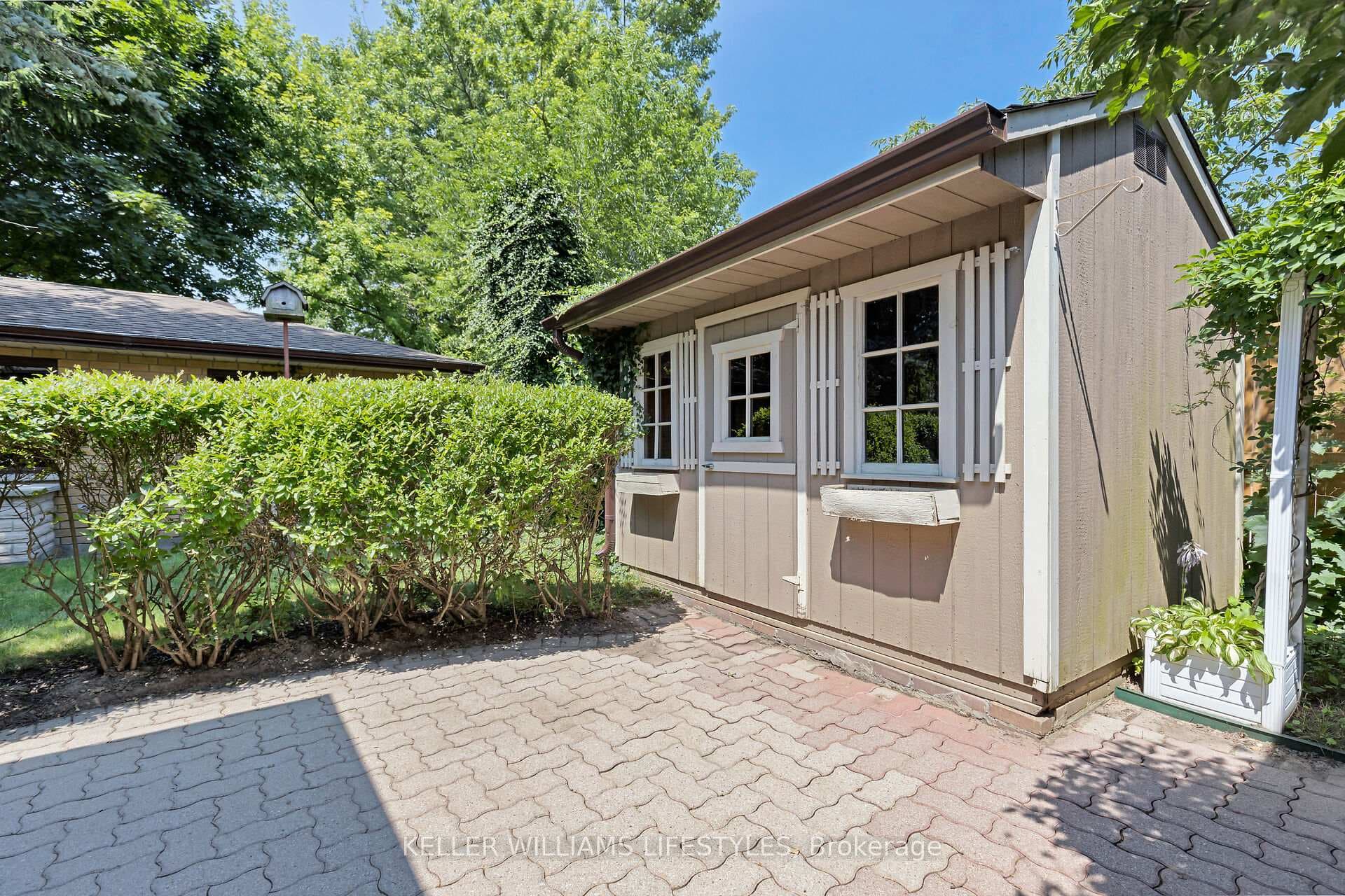 Garden shed