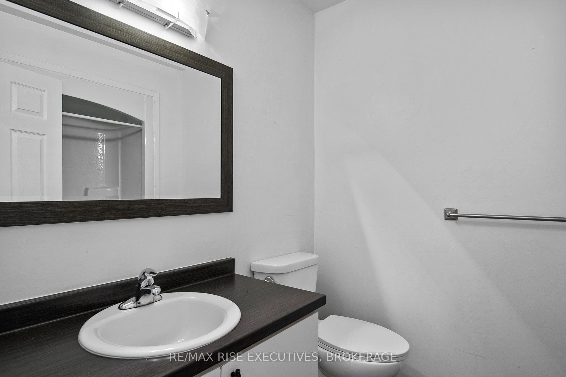 508 Grandtrunk Avenue photo 24