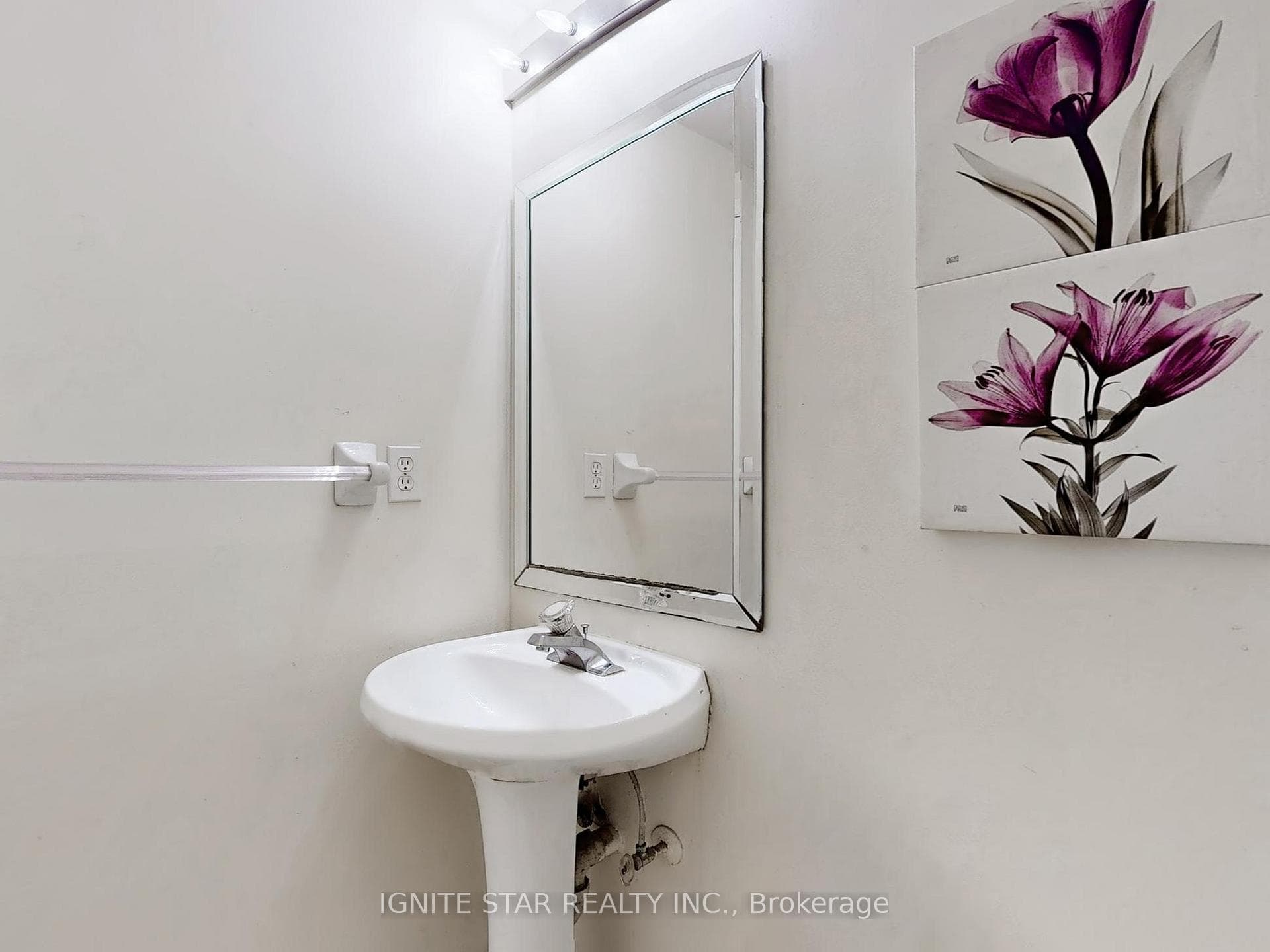 5260 Mcfarren Boulevard Unit 102 photo 13