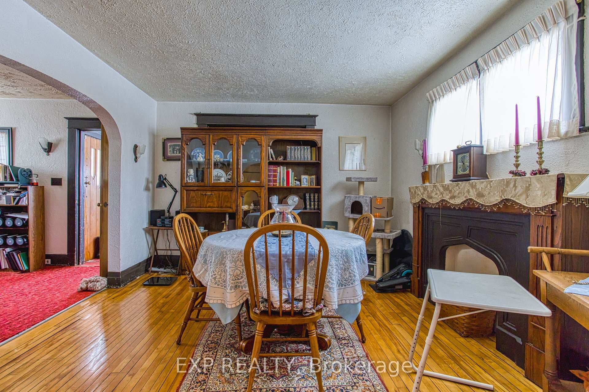 100 Ross Street photo 7