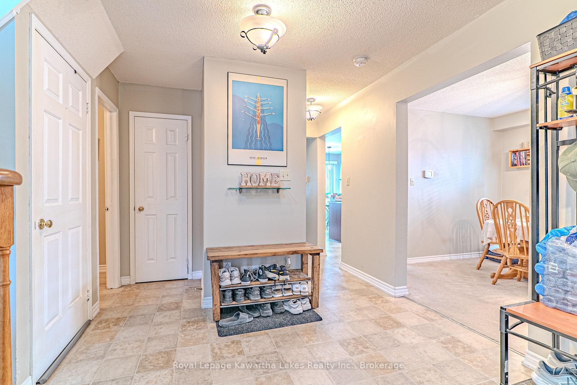 38 Lipton Crescent photo 8