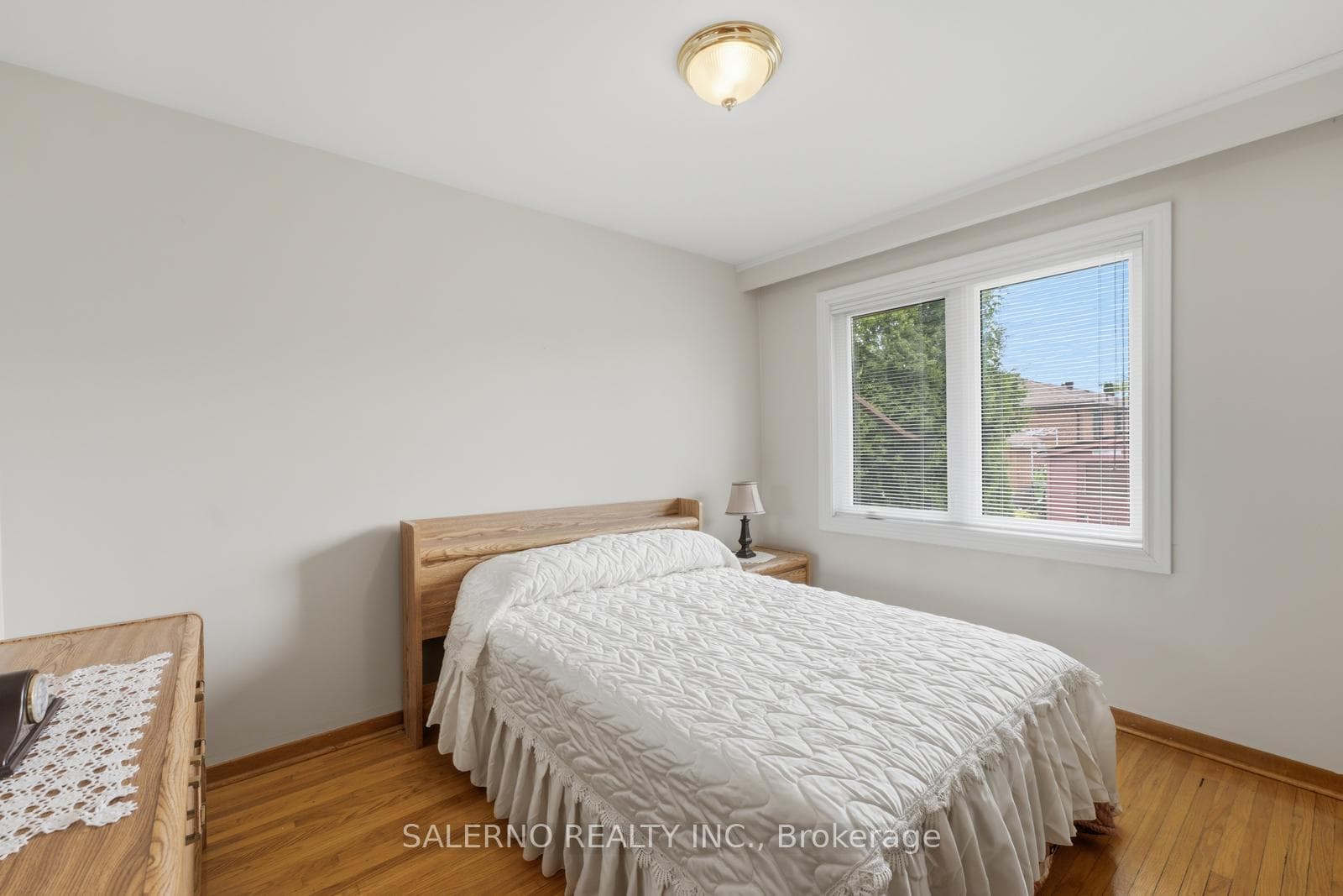 106 Whitburn Crescent photo 20