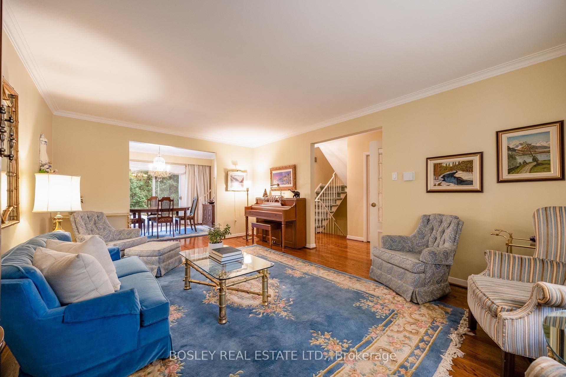 195 Upper Canada Drive photo 10