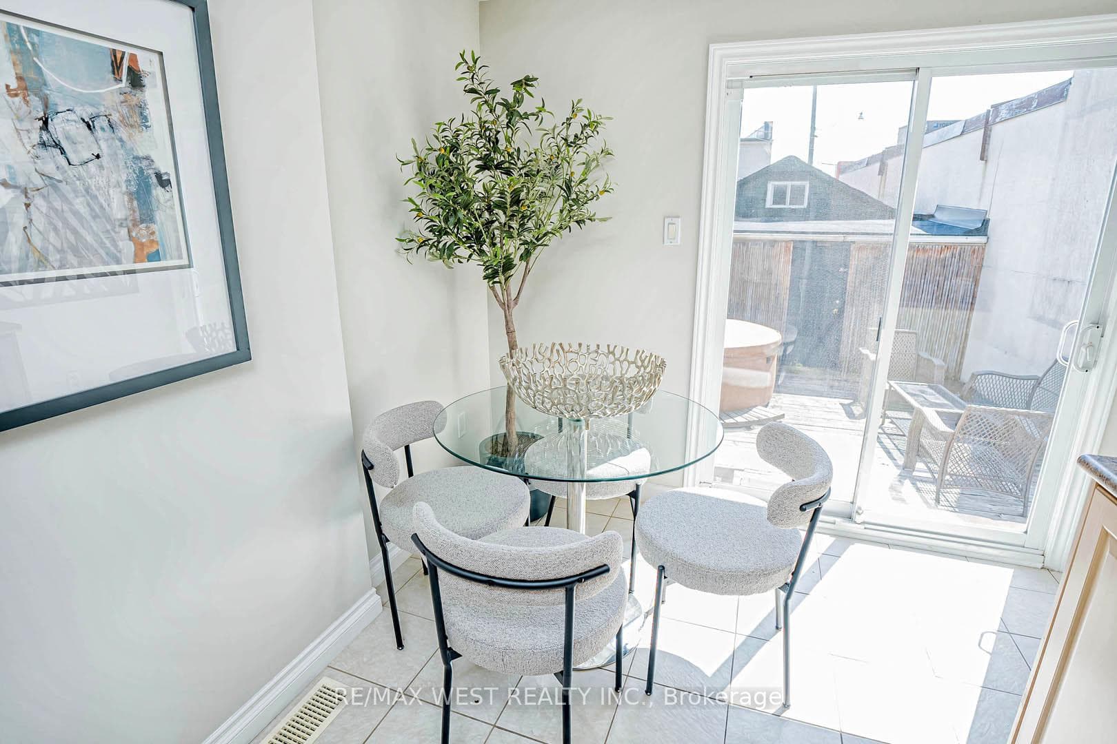 303 Maria Street photo 15