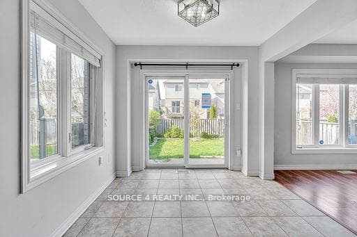 72 Wilkie Crescent photo 12