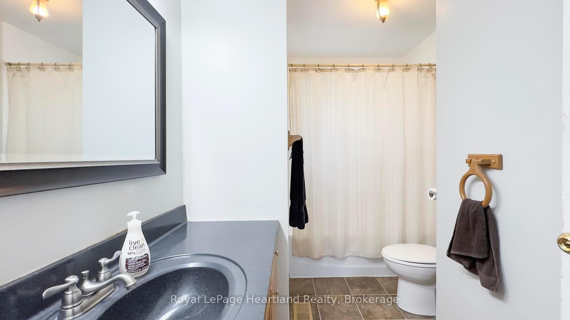 37881 Crystal Springs Road photo 21