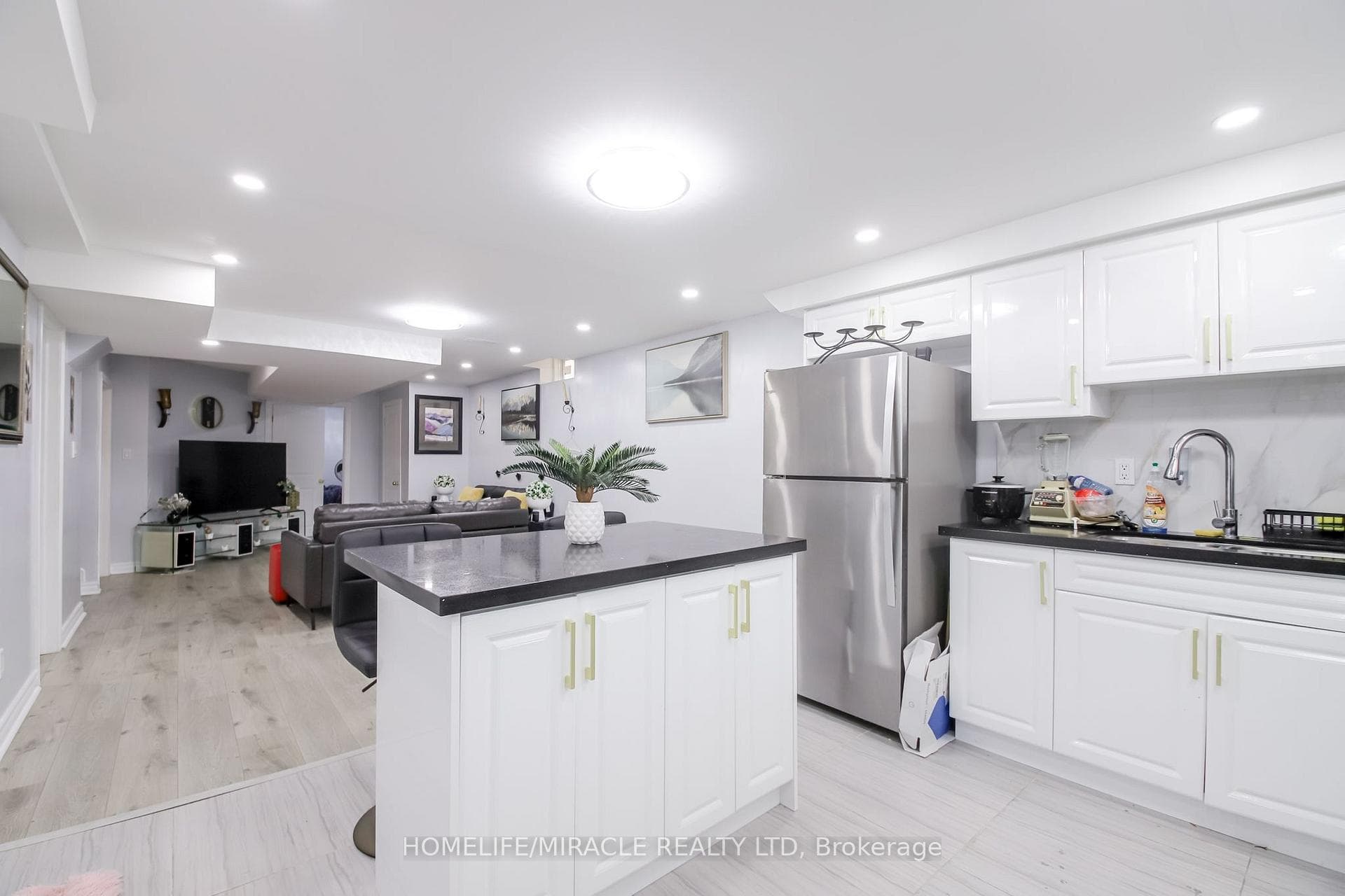 1301 Apollo Street photo 33