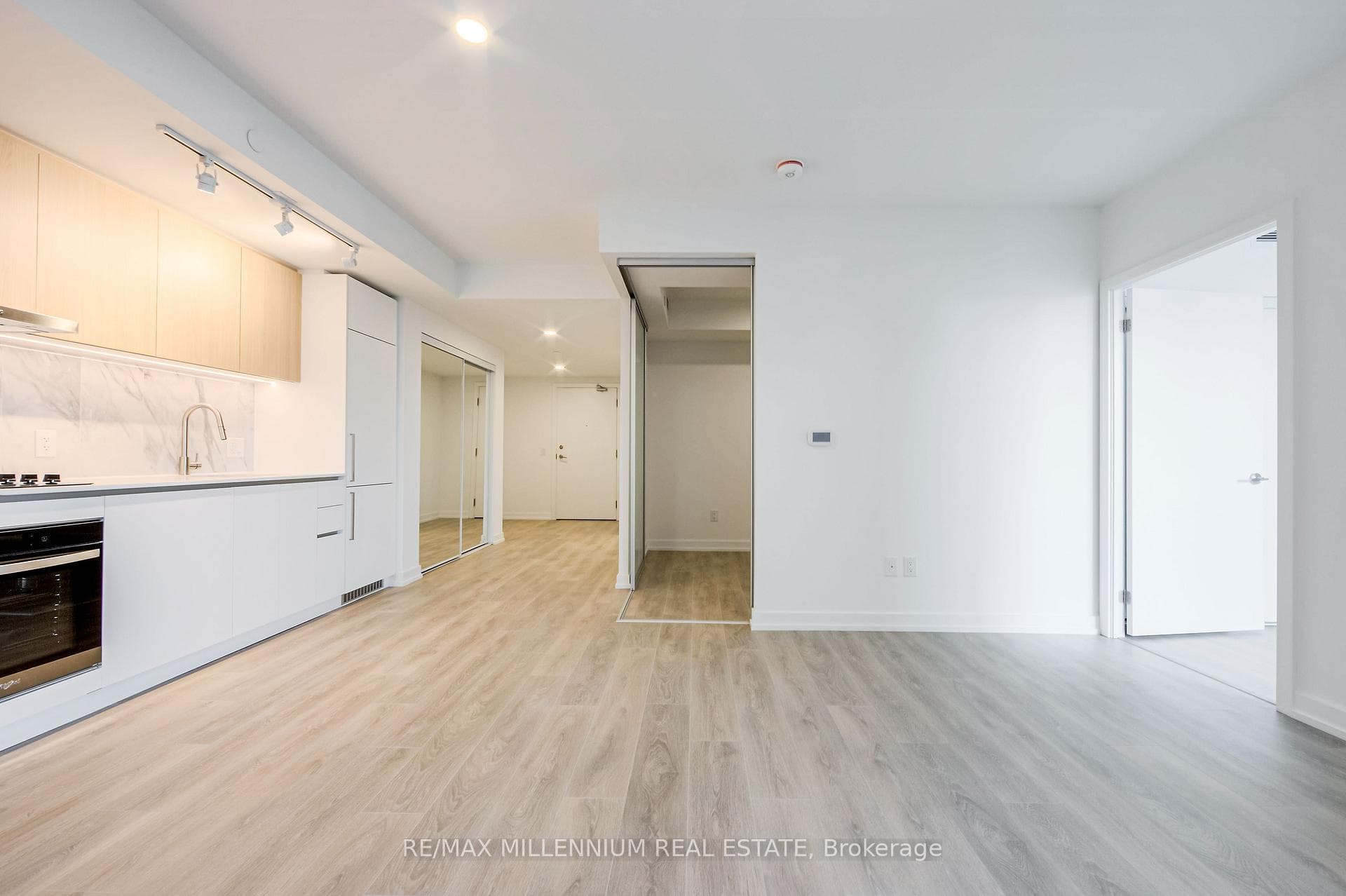 1100 Sheppard Avenue Unit 1133 photo 15