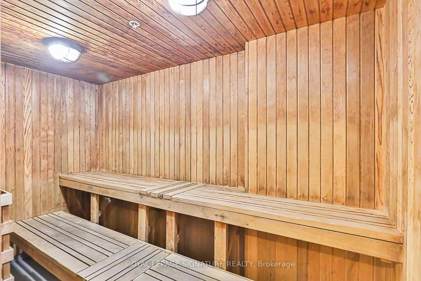 215 Fort York Boulevard Unit 1103 photo 26