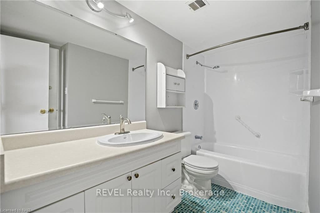 15 TOWERING HEIGHTS Boulevard Unit 807 photo 15