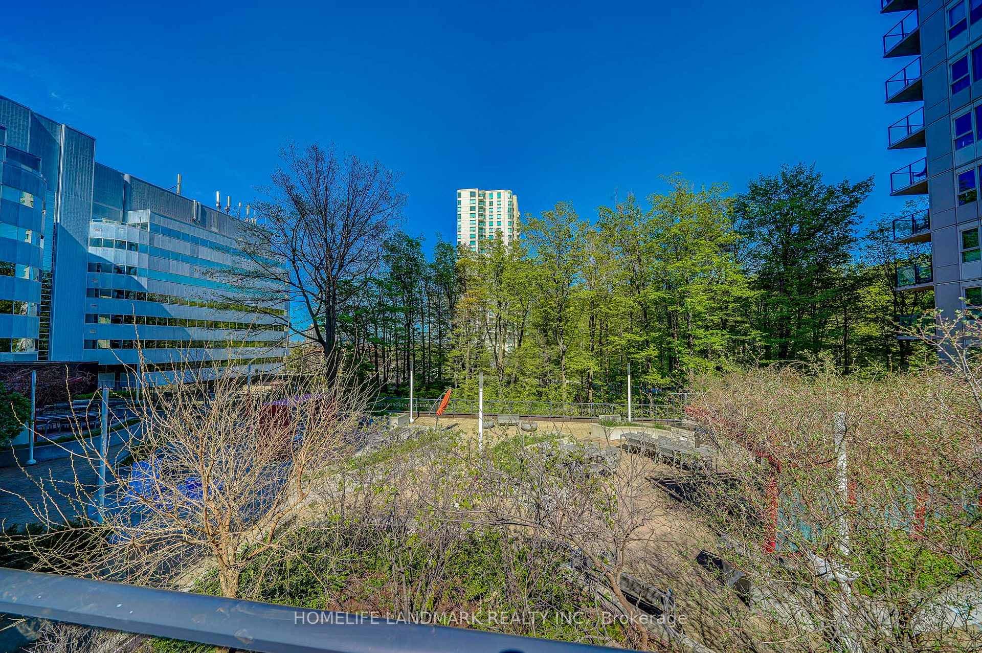 190 Borough Drive Unit LPH3501 photo 6